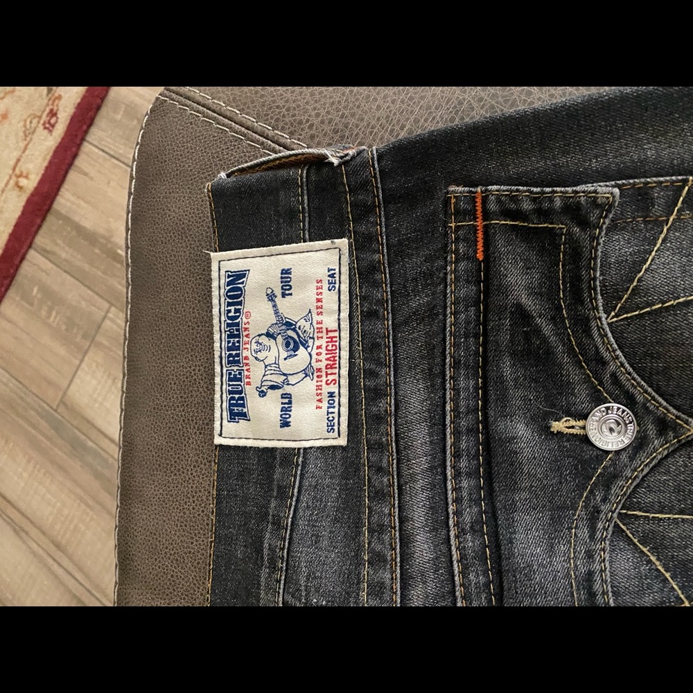 True Religion Jeans size 38X32. Grey in color.